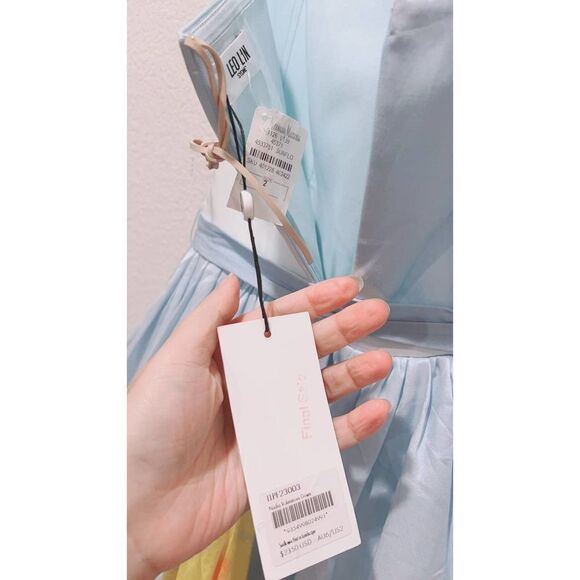 Leo Lin nadia volumous gown in Landscape US2 - Picture 11 of 12